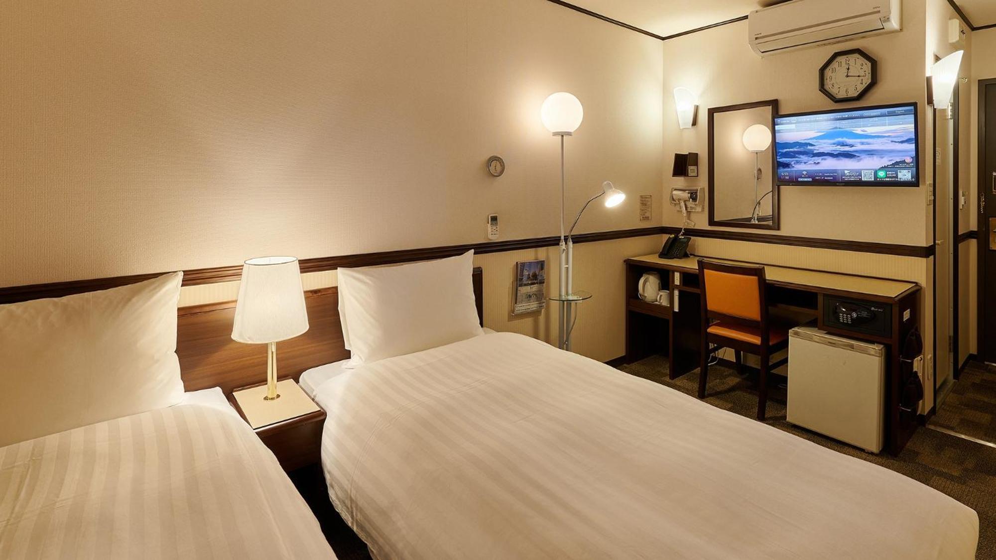 Toyoko Inn Osaka Itami Airport Toyonaka Zimmer foto
